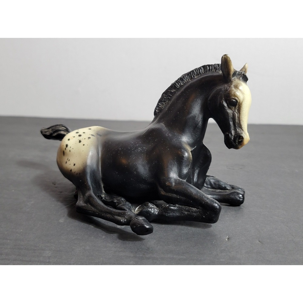 Vintage Breyer Foal Lying Down 165 Model Horse Black Appaloosa Stablemates